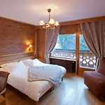 Alpen Valley, Mont-blanc Hotell 4*
