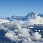 Alpen Valley, Mont-blanc