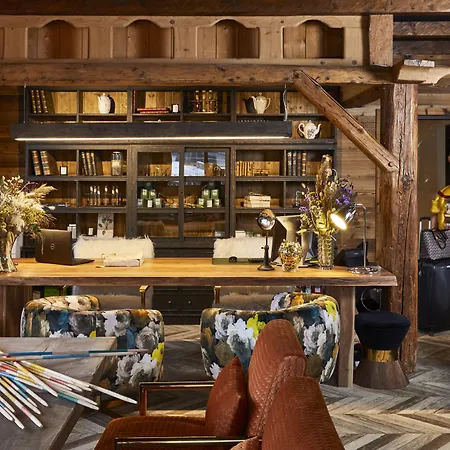 Alpen Valley, Mont-blanc فندق كومْبلو