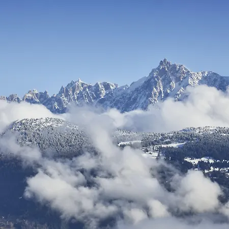 Alpen Valley, Mont-blanc 호텔 4*